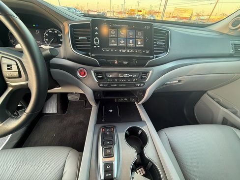 Used 2024 Honda Ridgeline RTL image 16