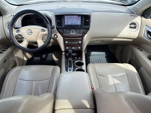 Used 2013 Nissan Pathfinder Platinum w/ Platinum Premium Pkg AWD/4WD image 12