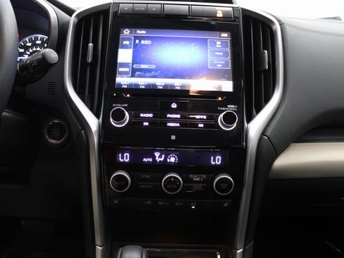 Used 2020 Subaru Ascent Limited AWD/4WD image 43