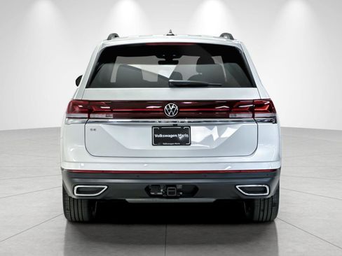 New 2026 Volkswagen Atlas SE FWD image 4