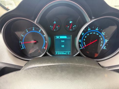 Used 2013 Chevrolet Cruze LT FWD image 16