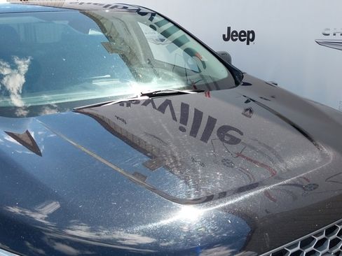 Used 2024 Ford Edge SEL image 4