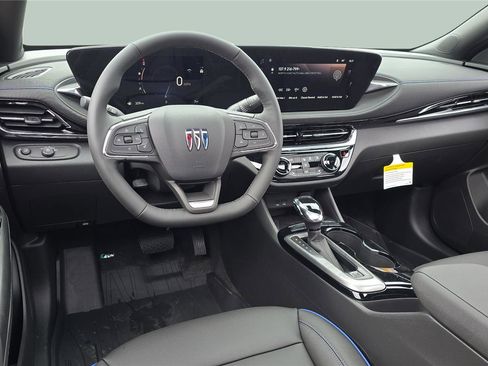 Used 2025 Buick Envista Sport Touring w/ Convenience I Package image 16