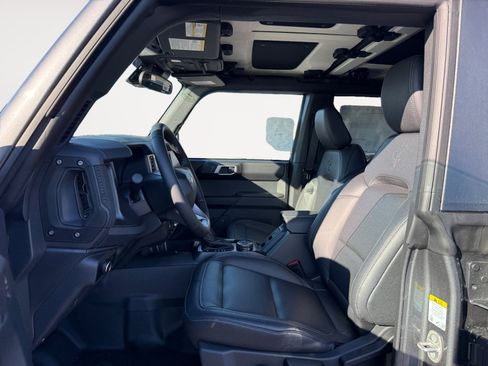 New 2025 Ford Bronco Badlands w/ Sasquatch Package image 10