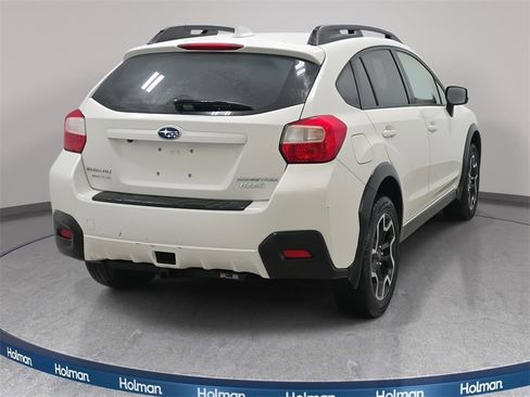Used 2016 Subaru Crosstrek 2.0i Premium image 7