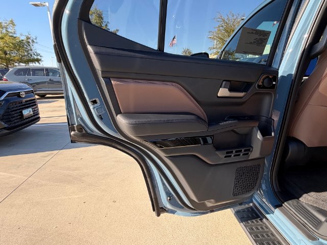New 2026 Toyota 4Runner Limited AWD/4WD image 16