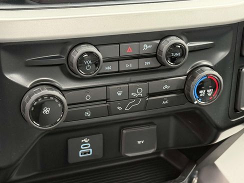 New 2025 Ford F550 4x4 Crew Cab Super Duty image 14