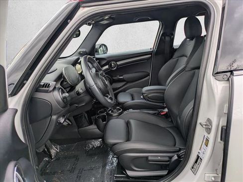 Used 2024 MINI Cooper S image 17