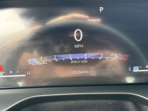 Used 2023 Jeep Grand Cherokee Laredo w/ Luxury Tech Group I image 30