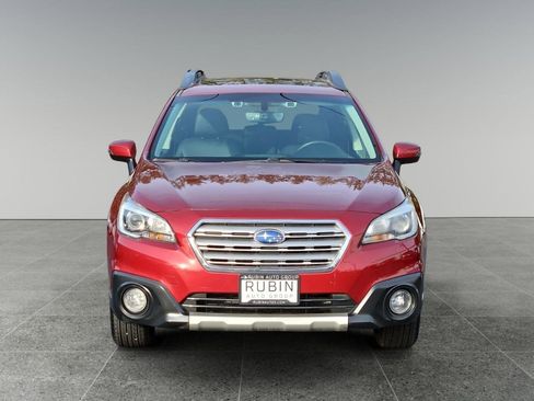 Used 2017 Subaru Outback 2.5i Limited image 2