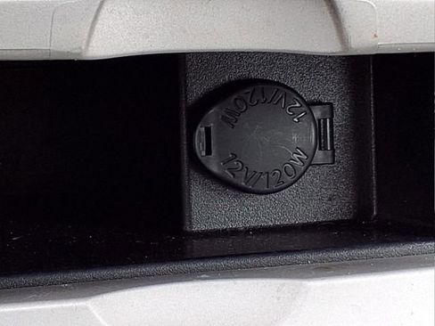 Used 2012 Toyota Corolla LE FWD image 18
