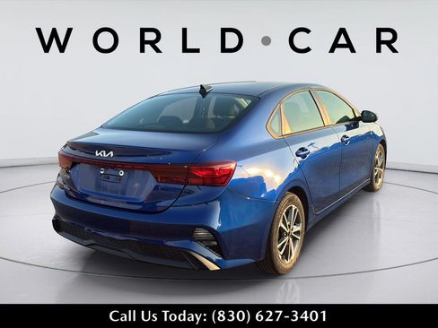 Used 2023 Kia Forte LXS FWD image 6
