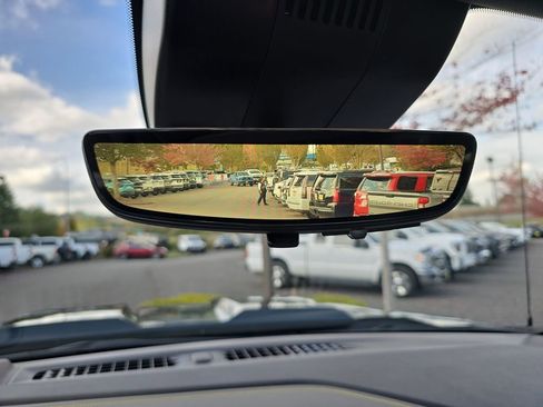 Certified 2024 Chevrolet Silverado 1500 ZR2 image 23