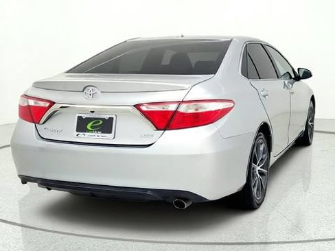 Used 2015 Toyota Camry XSE FWD image 8