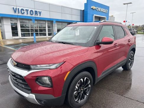 Used 2021 Chevrolet TrailBlazer LT w/ Convenience Package image 1