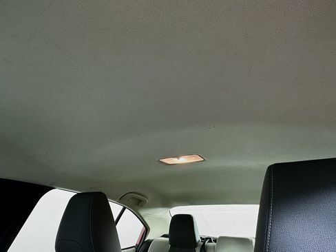Used 2021 Toyota Corolla LE FWD image 21