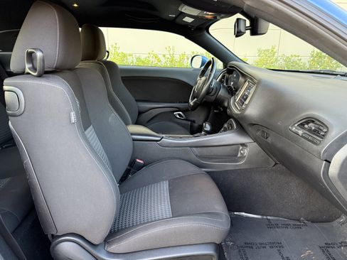 Used 2020 Dodge Challenger R/T Scat Pack w/ Shaker Package image 34