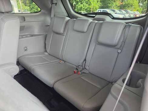 Used 2016 Toyota Highlander Limited AWD/4WD image 14