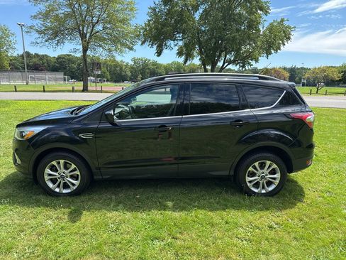 Used 2018 Ford Escape SE AWD/4WD image 39