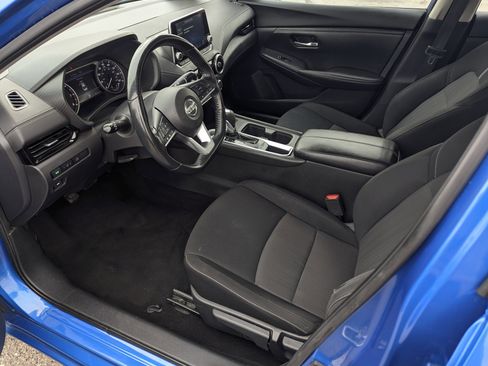 Used 2022 Nissan Sentra SV image 9
