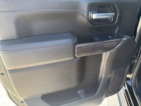 Used 2021 Chevrolet Silverado 1500 LTZ image 28