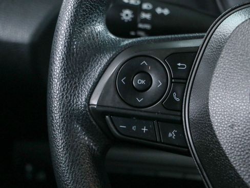 Used 2020 Toyota Corolla LE FWD image 13