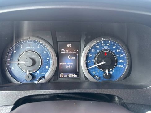 Used 2017 Toyota Sienna Limited AWD/4WD image 18