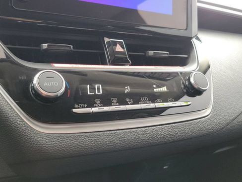 Certified 2025 Toyota Corolla LE FWD image 18
