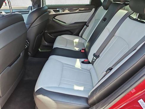 Used 2018 Genesis G80 3.3T Sport AWD/4WD image 19