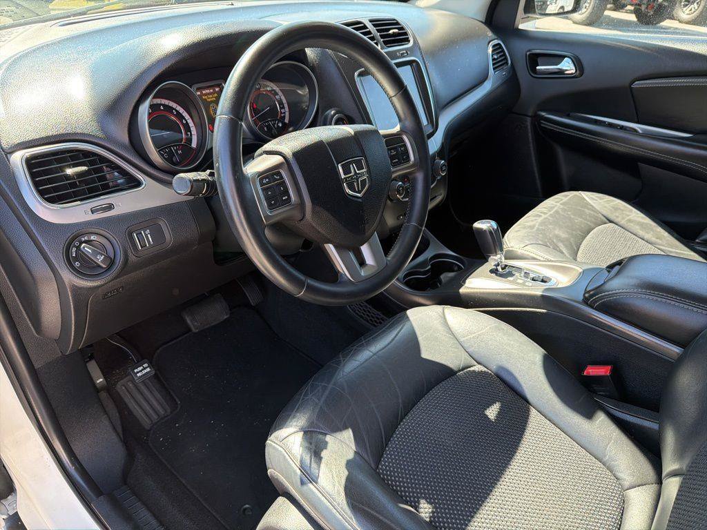Used 2018 Dodge Journey Crossroad FWD image 36