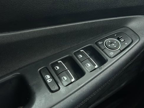 Used 2023 Hyundai Santa Fe SE FWD image 11