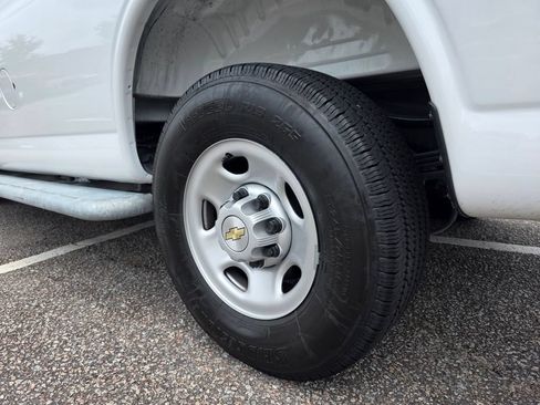 Certified 2025 Chevrolet Express 2500 w/ Driver Convenience Package RWD image 25