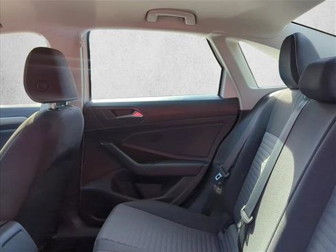 Used 2024 Volkswagen Jetta S image 17