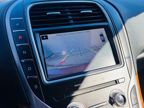 Used 2016 Lincoln MKX Select w/ Select Plus Package image 40