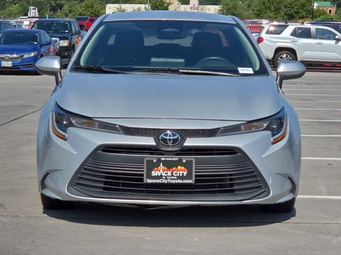 Certified 2024 Toyota Corolla LE FWD image 9