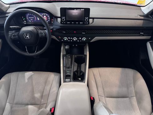 Used 2023 Honda Accord EX image 10
