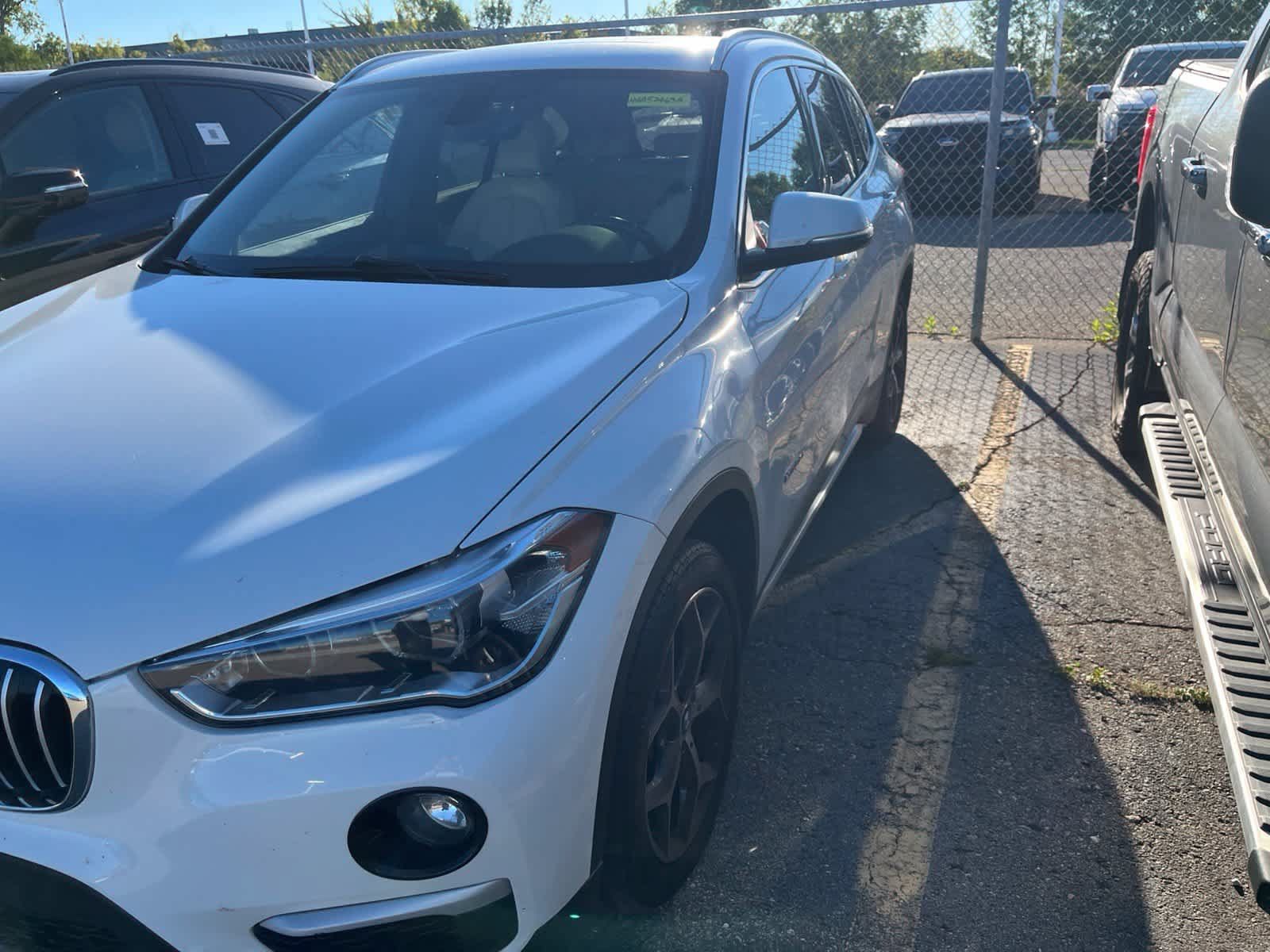 Used 2017 BMW X1 xDrive28i AWD/4WD image 5