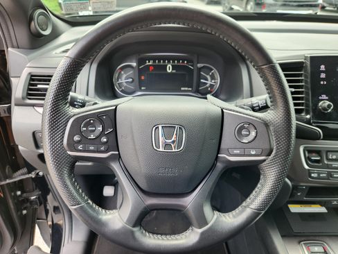 Used 2023 Honda Passport EX-L image 9