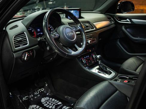 Used 2018 Audi Q3 2.0T Premium w/ Convenience Package AWD/4WD image 9