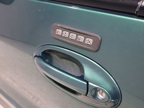 Used 2003 Ford Windstar Sport image 9