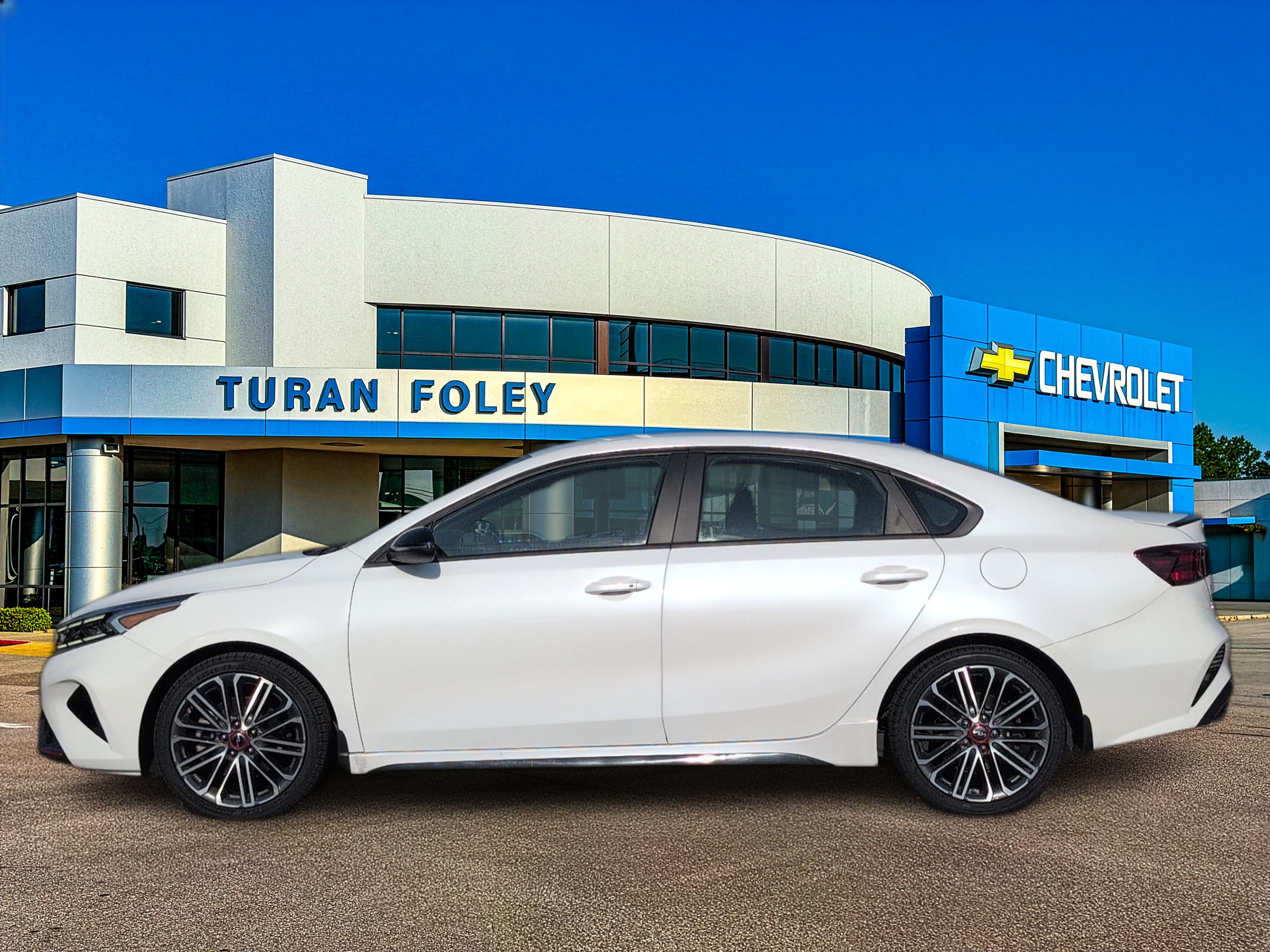 Used 2024 Kia Forte GT FWD image 2
