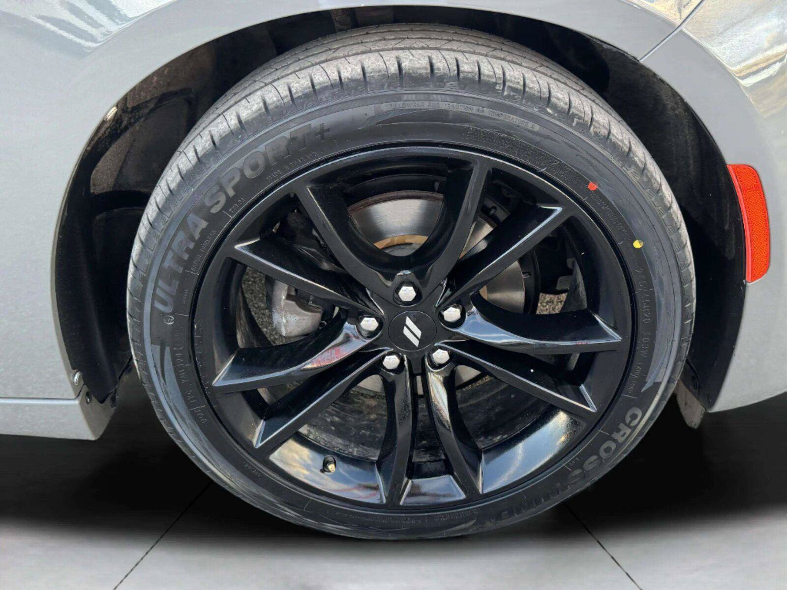 Used 2018 Dodge Charger SXT w/ Blacktop Package RWD image 51