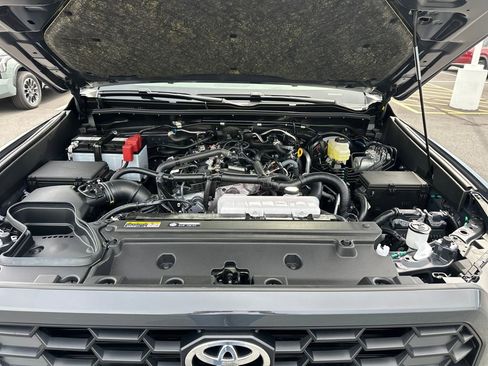 New 2026 Toyota 4Runner TRD Off-Road Premium AWD/4WD image 10