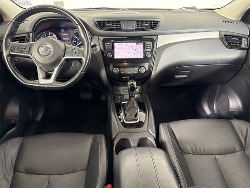 Used 2020 Nissan Rogue Sport SL w/ Premium Package image 24