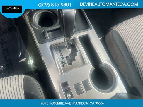 Used 2017 Toyota 4Runner SR5 Premium image 25