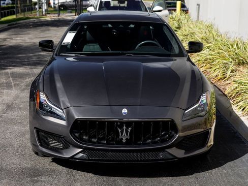 Used 2022 Maserati Quattroporte Modena image 8