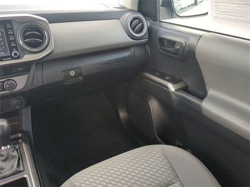 Certified 2022 Toyota Tacoma SR5 w/ Technology Package image 17