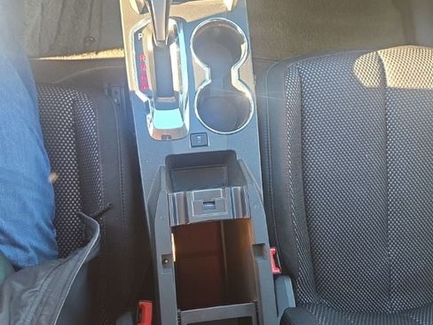 Used 2010 GMC Terrain SLE image 21