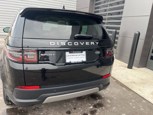 Used 2022 Land Rover Discovery Sport S image 4
