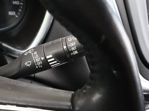 Certified 2019 Chevrolet Equinox LT FWD image 24